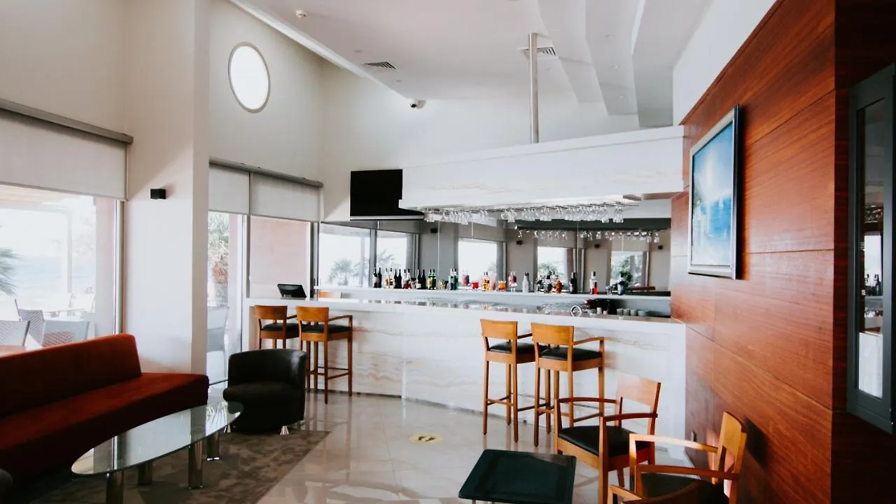 Faustina Hotel & Spa クシャダス