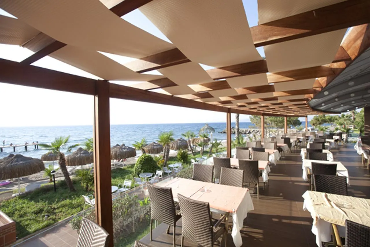Faustina Hotel & Spa クシャダス 4*,