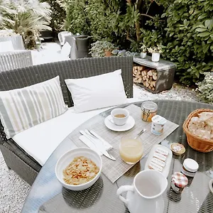 Ideal Sejour - Stylish Boutique With Quiet Garden Otel Cannes